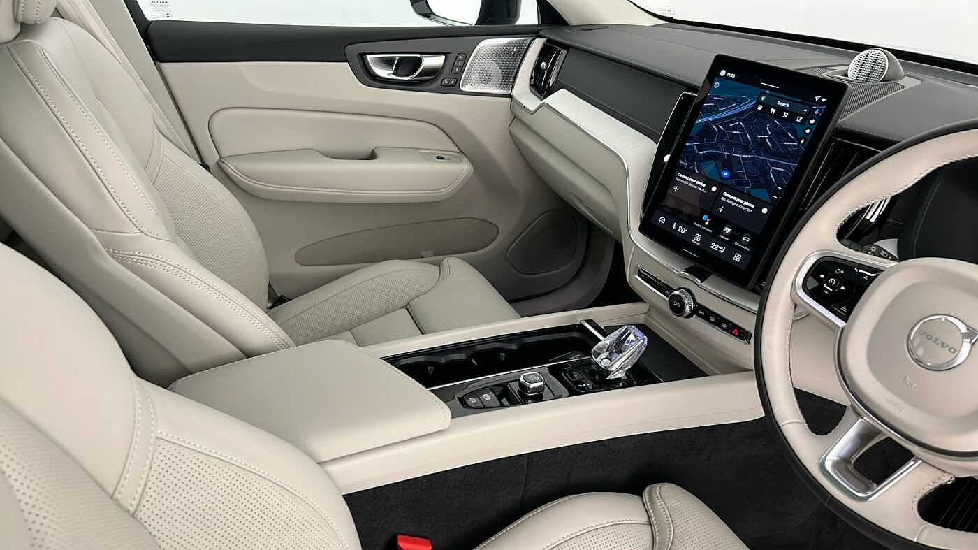 Used Volvo XC60 2025 for sale - 76750105: Photo 35