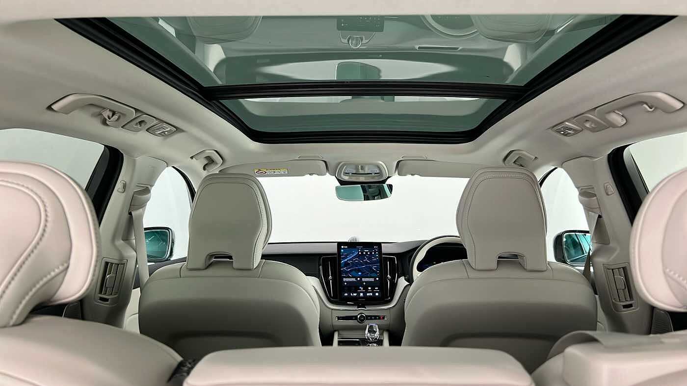 Used Volvo XC60 2025 for sale - 76750105: Photo 50