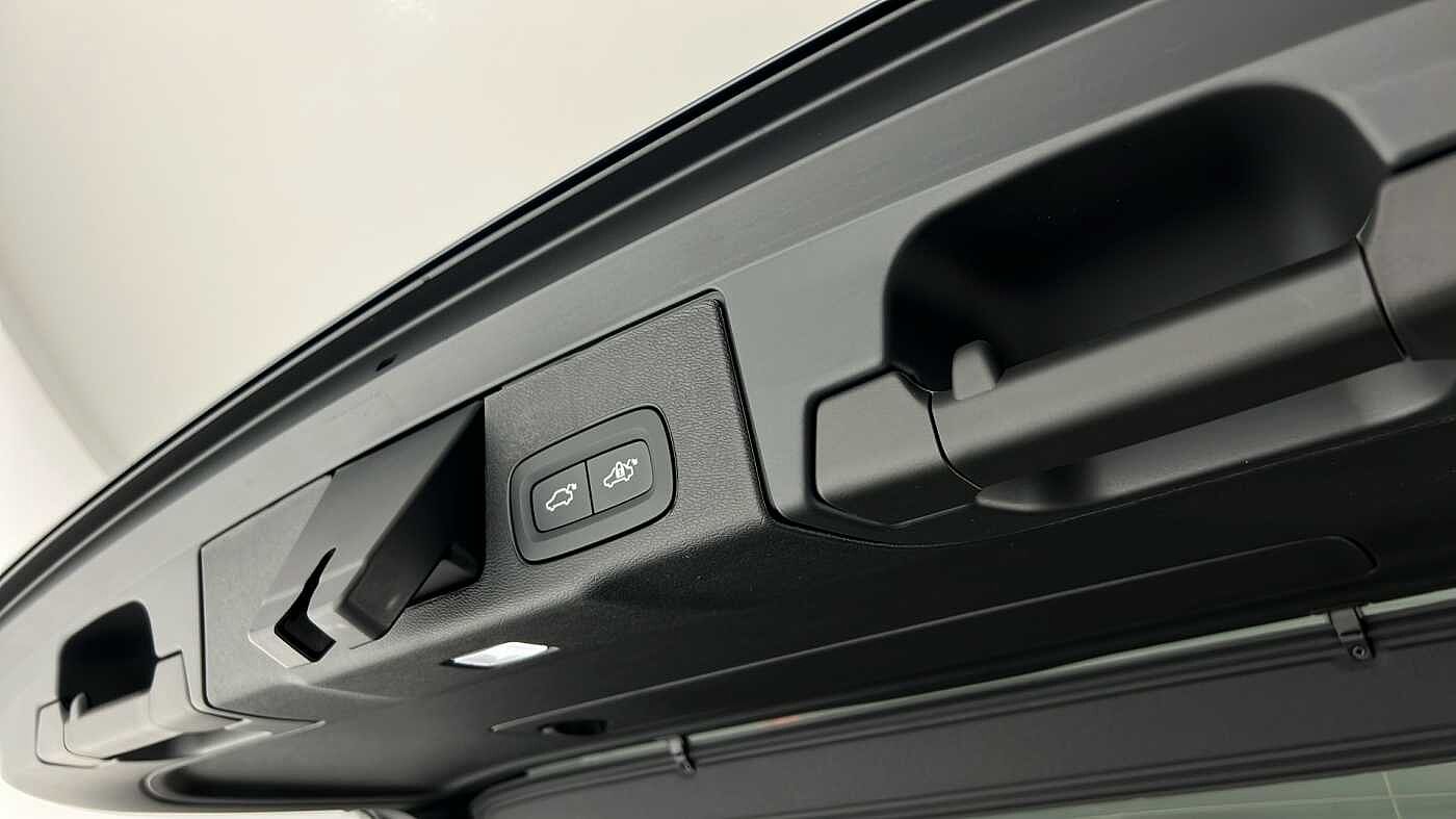 Used Volvo XC60 2025 for sale - 76750105: Photo 51