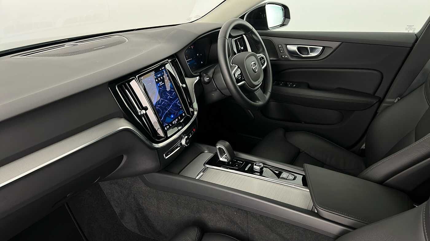 Used Volvo V60 2025 for sale - 76664382: Photo 11