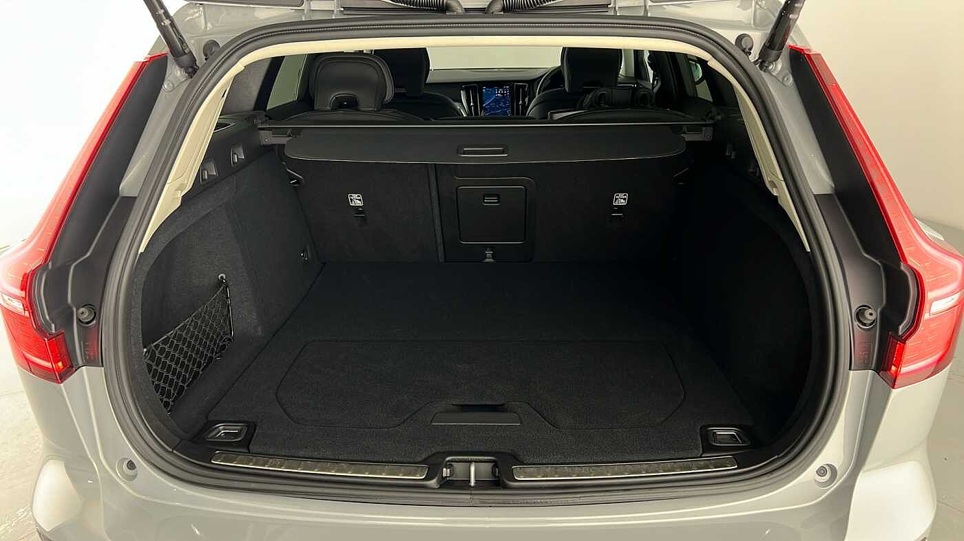 Used Volvo V60 2025 for sale - 76664382: Photo 15