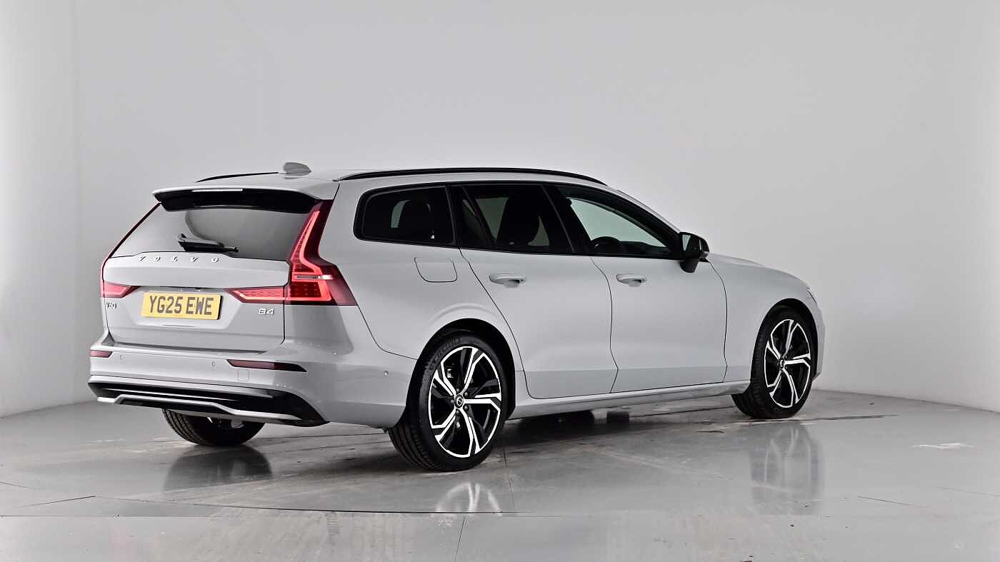 Used Volvo V60 2025 for sale - 76664382: Photo 76