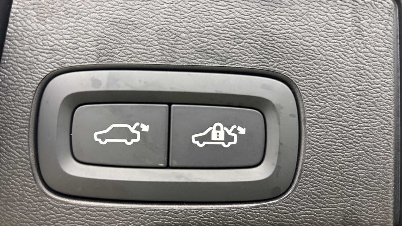 Used Volvo XC60 2025 for sale - 76098012: Photo 19