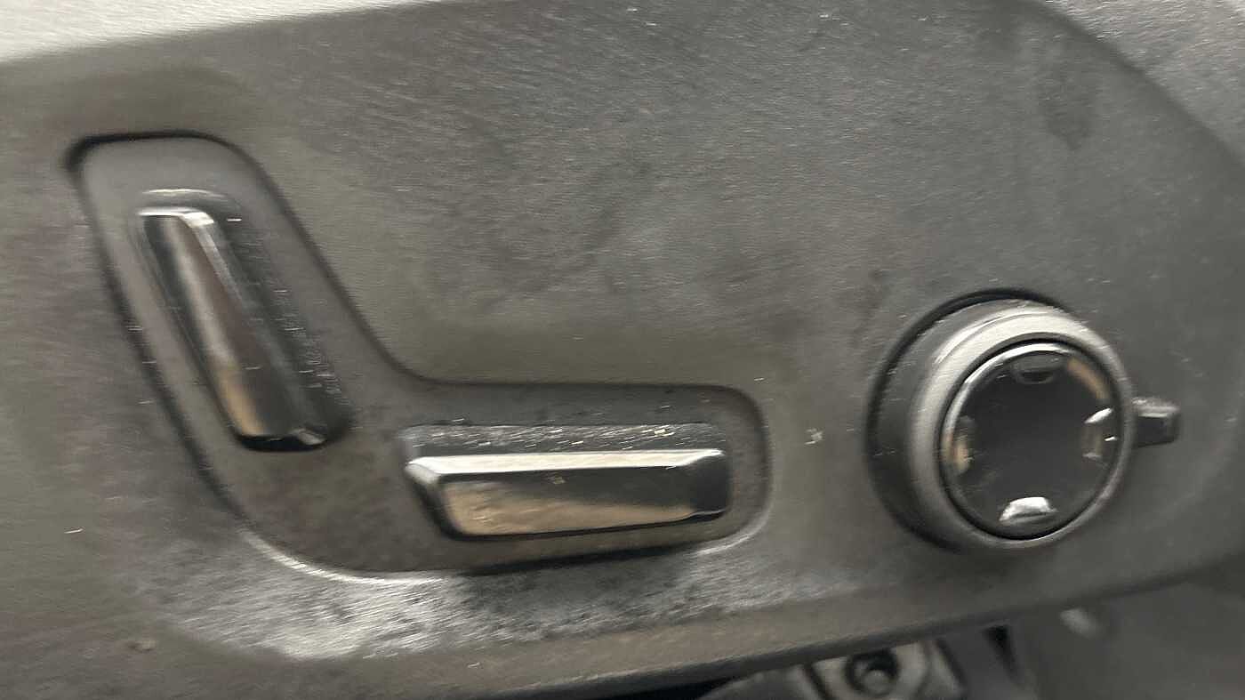 Used Volvo XC60 2025 for sale - 76098012: Photo 28