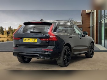 Used Volvo XC60 2025 for sale - 76098012: Photo