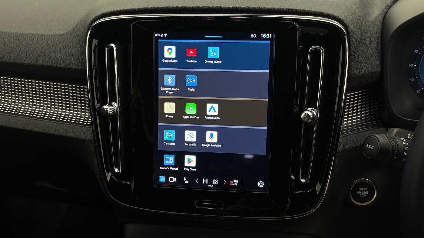 Used Volvo XC40 2025 for sale - 76796384: Photo 11