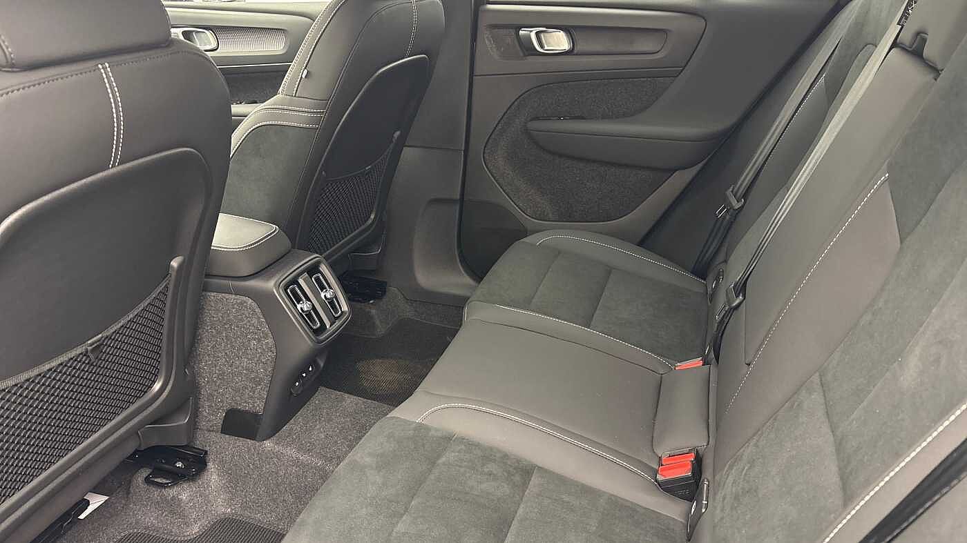 Used Volvo XC40 2025 for sale - 76796384: Photo 13