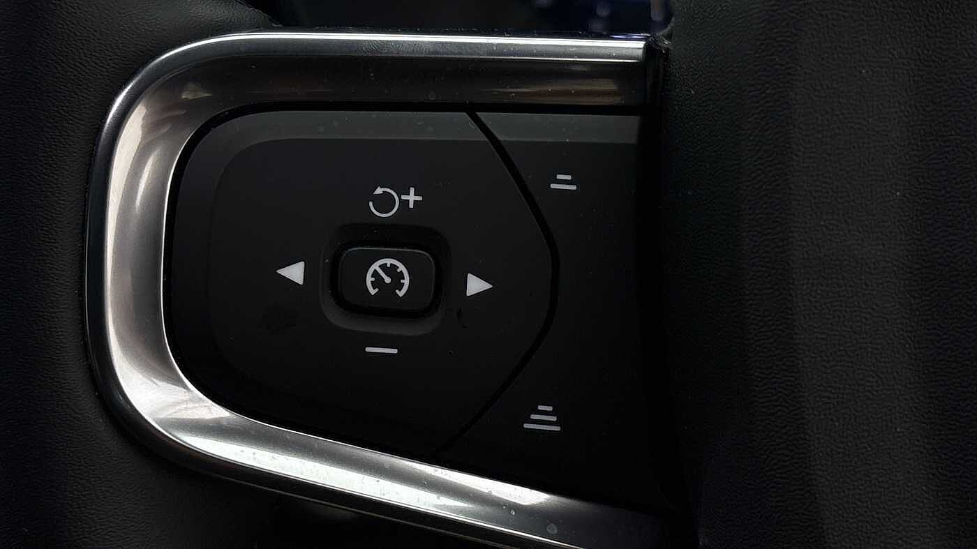 Used Volvo XC40 2025 for sale - 76796384: Photo 28