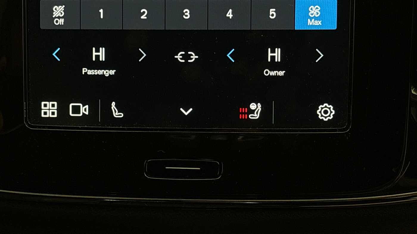 Used Volvo XC40 2025 for sale - 76796384: Photo 35