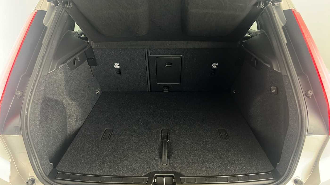 Used Volvo XC40 2023 for sale - 76104260: Photo 14