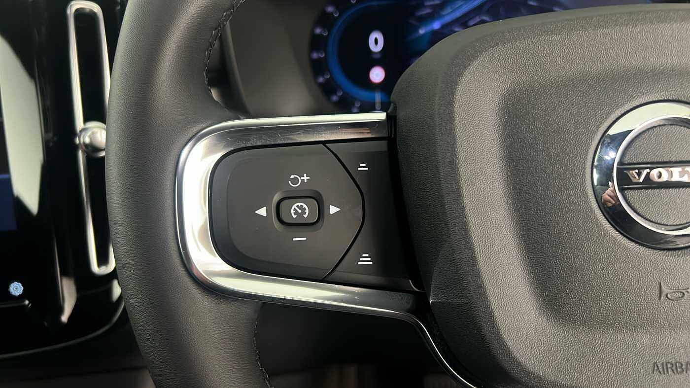 Used Volvo XC40 2023 for sale - 76104260: Photo 19