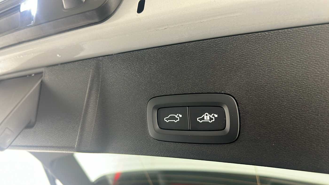 Used Volvo XC40 2023 for sale - 76104260: Photo 26