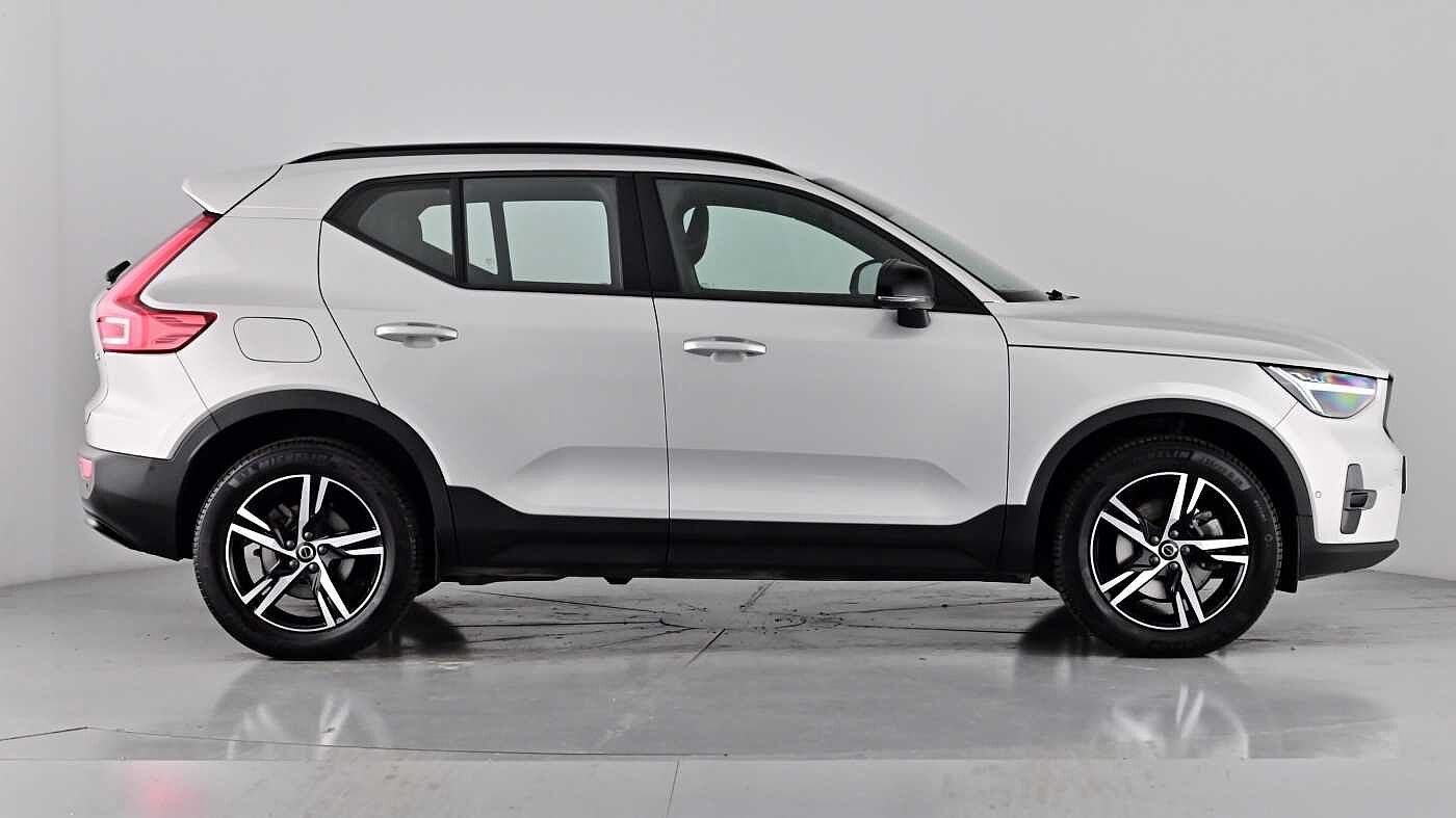 Used Volvo XC40 2023 for sale - 76104260: Photo 3