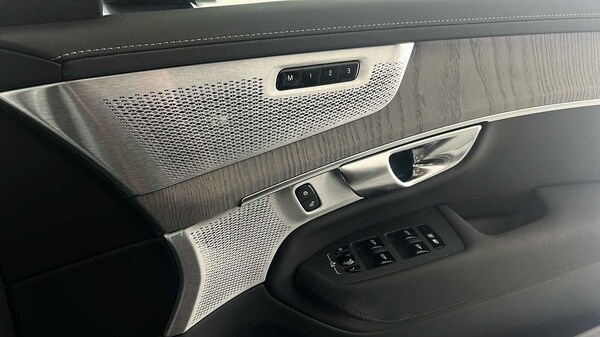 Used Volvo XC90 2025 for sale - 76302337: Photo 32