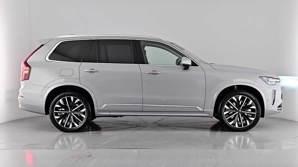 Used Volvo XC90 2025 for sale - 76302337: Photo 4