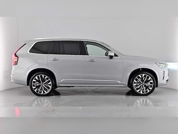 Used Volvo XC90 2025 for sale - 76302337: Photo