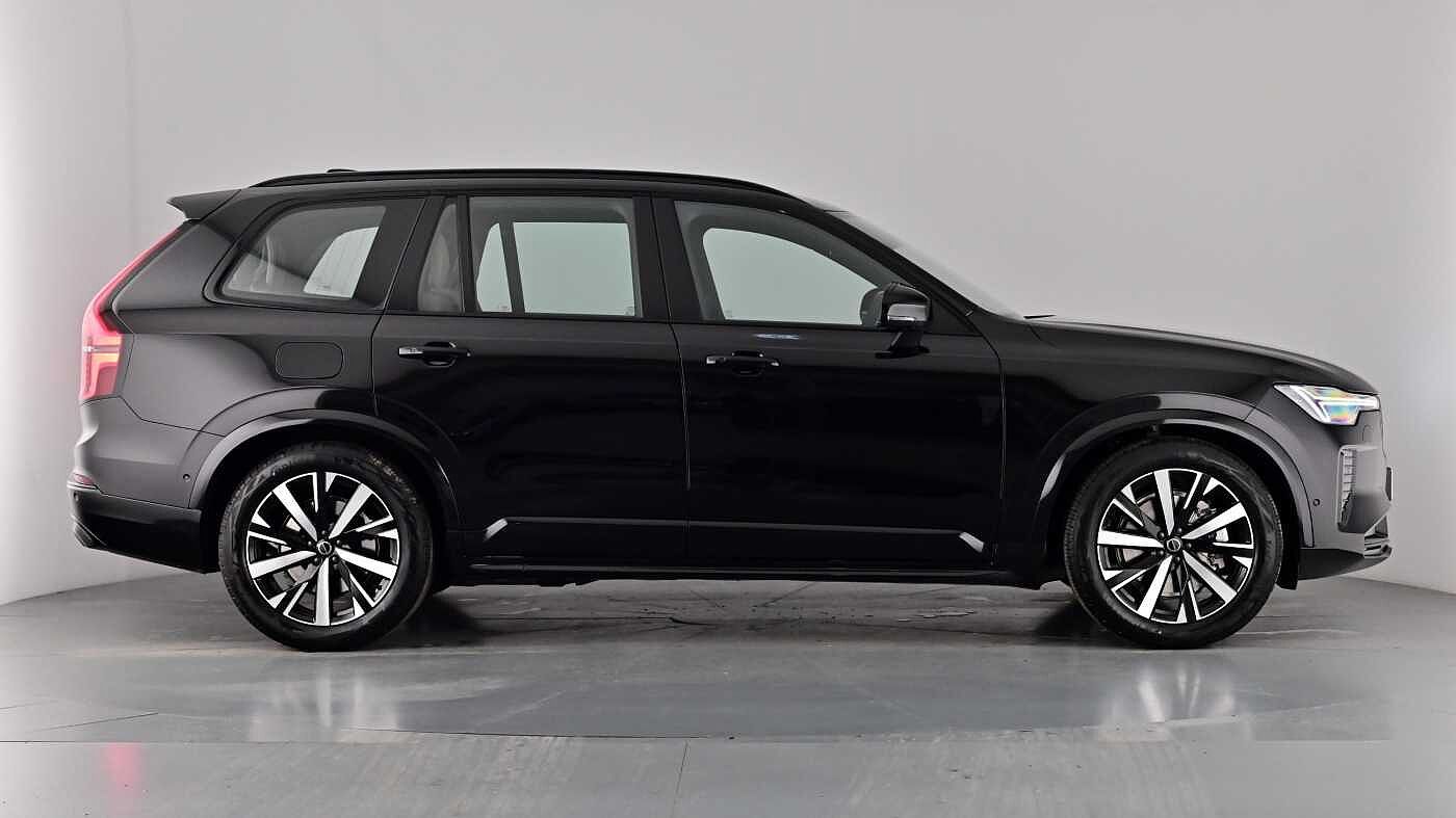 Used Volvo XC90 2025 for sale - 76738111: Photo 3