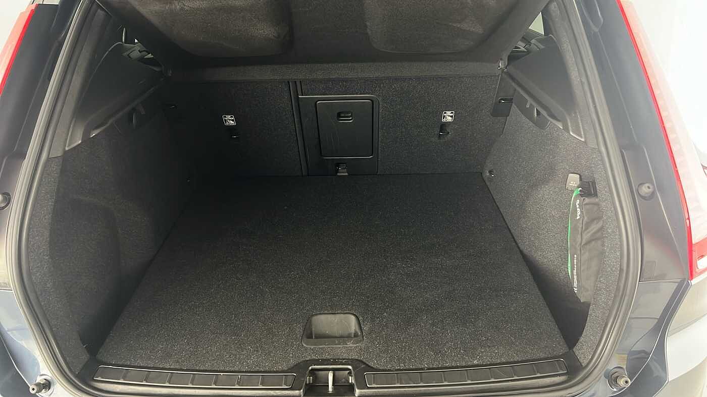 Used Volvo XC40 2021 for sale - 76172357: Photo 13