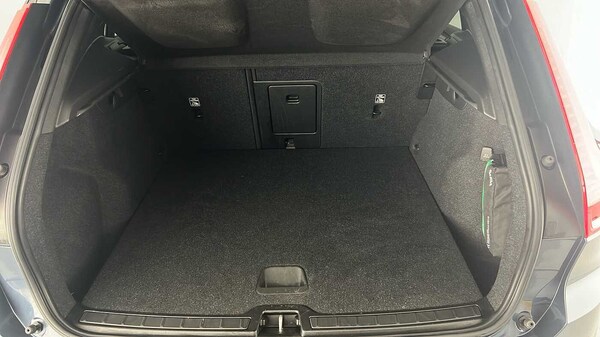Used Volvo XC40 2021 for sale - 76172357: Photo 13