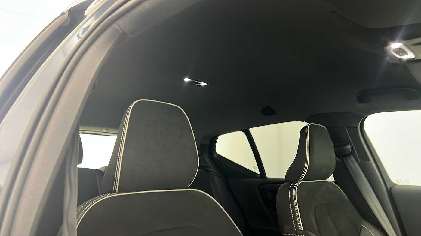 Used Volvo XC40 2021 for sale - 76172357: Photo 31