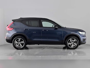 Used Volvo XC40 2021 for sale - 76172357: Photo 3