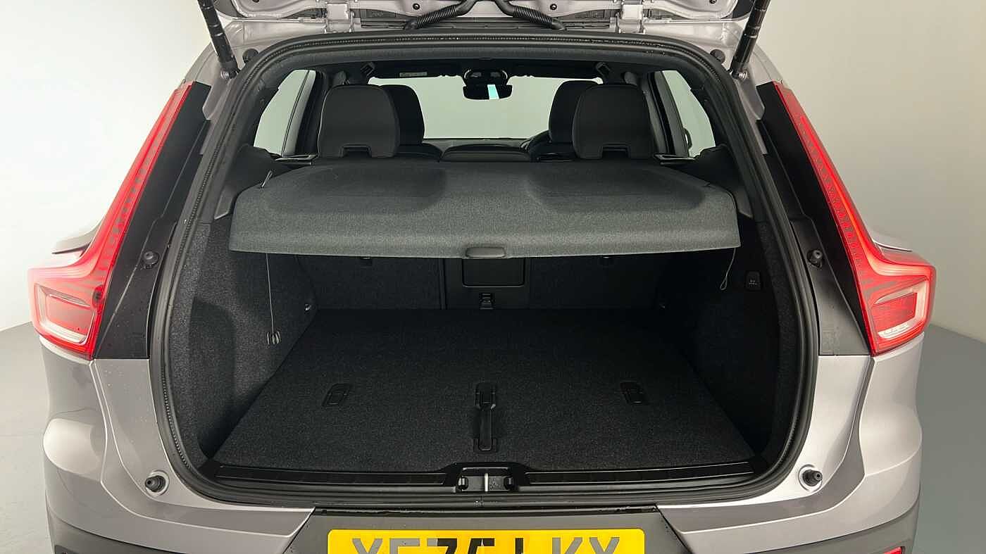 Used Volvo XC40 2025 for sale - 76780329: Photo 14