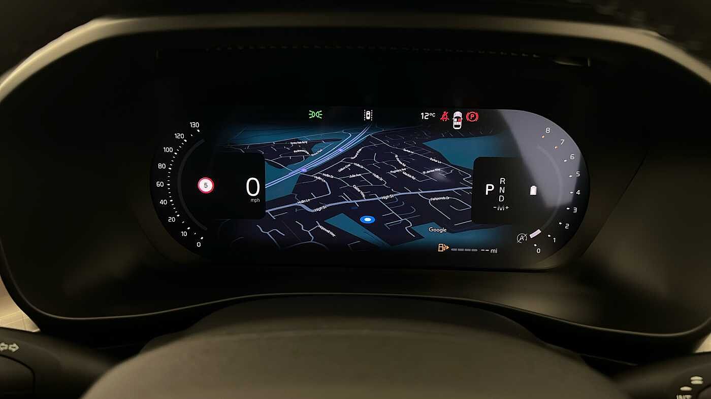 Used Volvo XC40 2025 for sale - 76780329: Photo 18