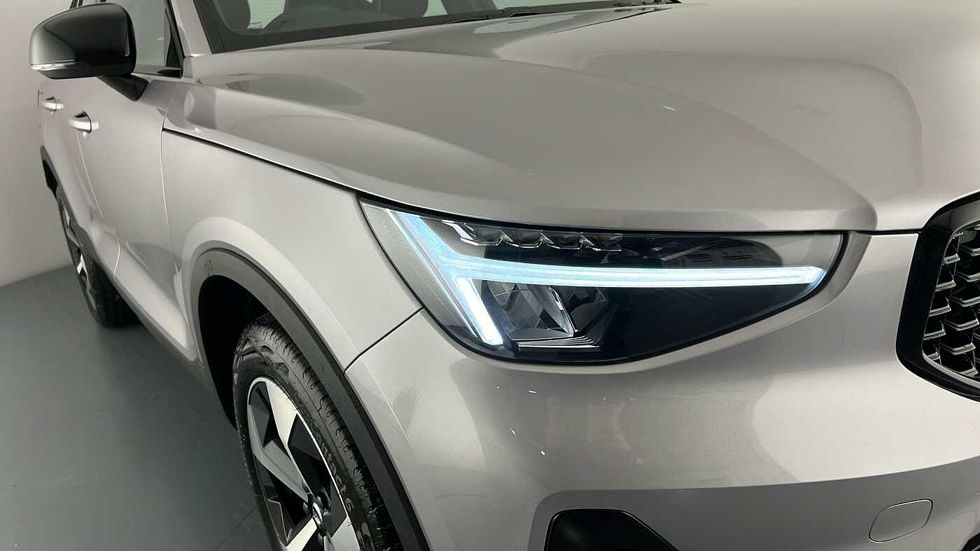 Used Volvo XC40 2025 for sale - 76780329: Photo 25