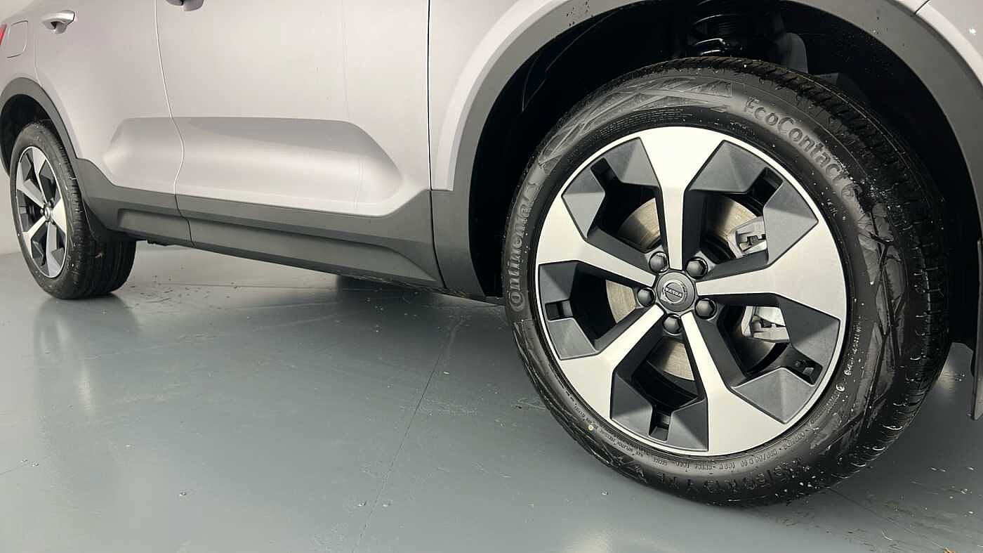 Used Volvo XC40 2025 for sale - 76780329: Photo 27