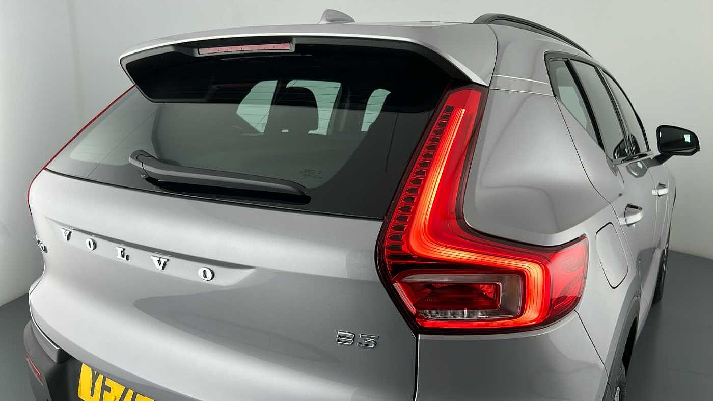 Used Volvo XC40 2025 for sale - 76780329: Photo 29