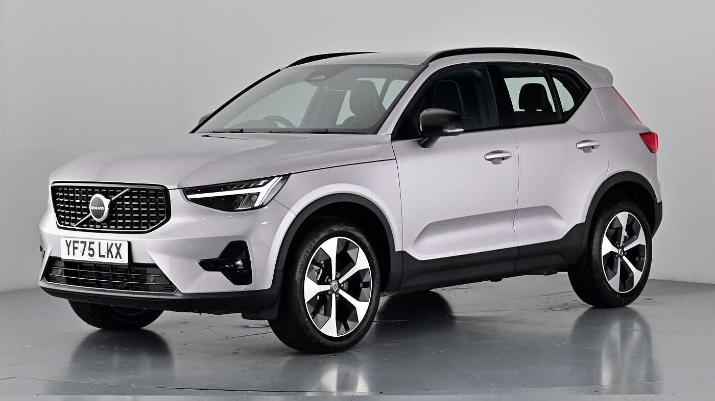 Used Volvo XC40 2025 for sale - 76780329: Photo 4