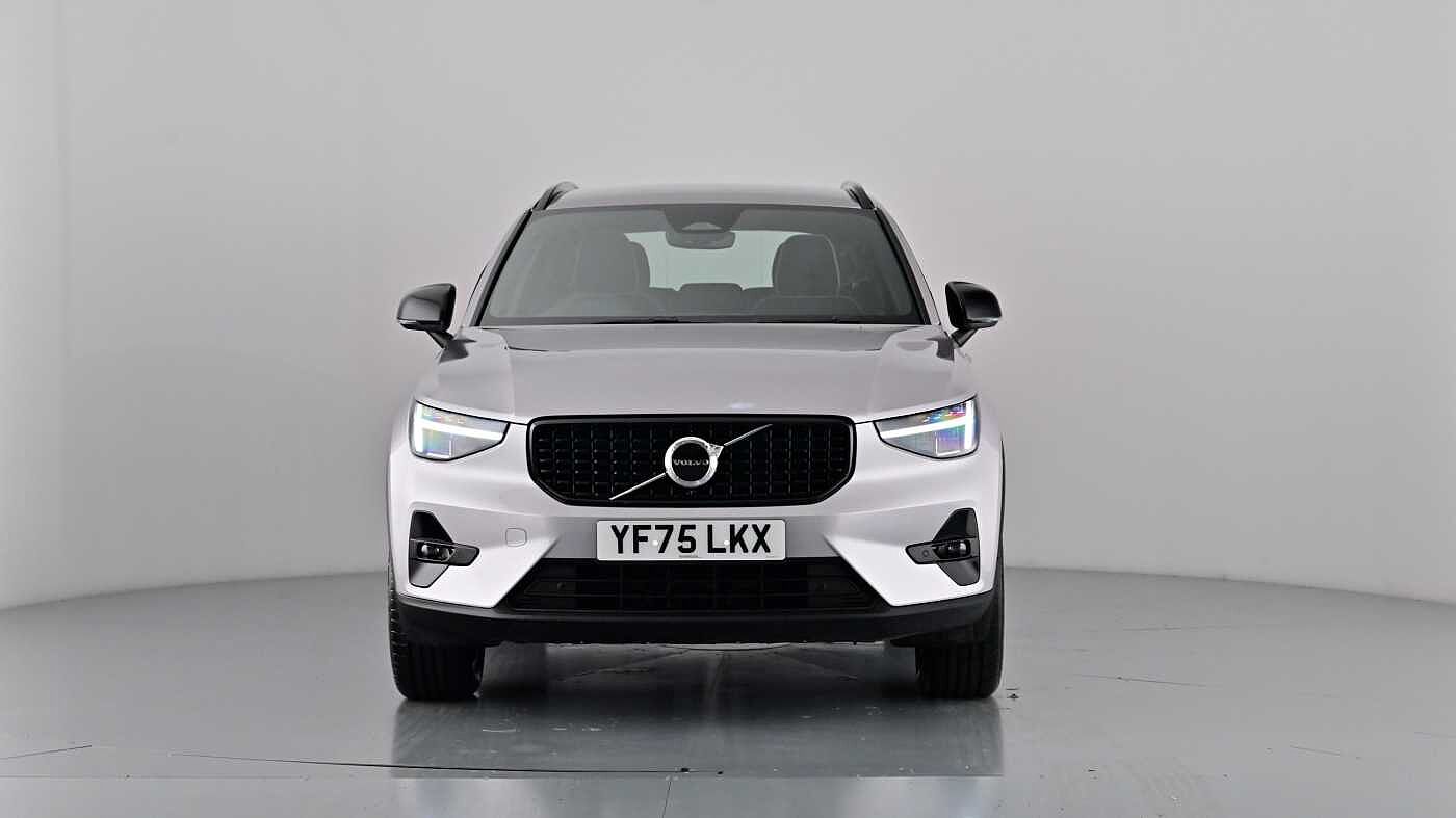Used Volvo XC40 2025 for sale - 76780329: Photo 51