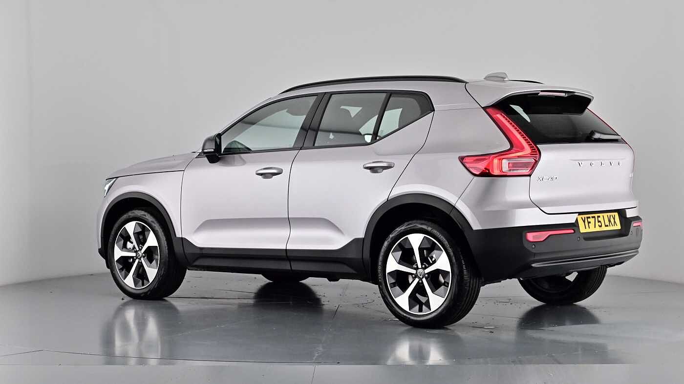 Used Volvo XC40 2025 for sale - 76780329: Photo 64