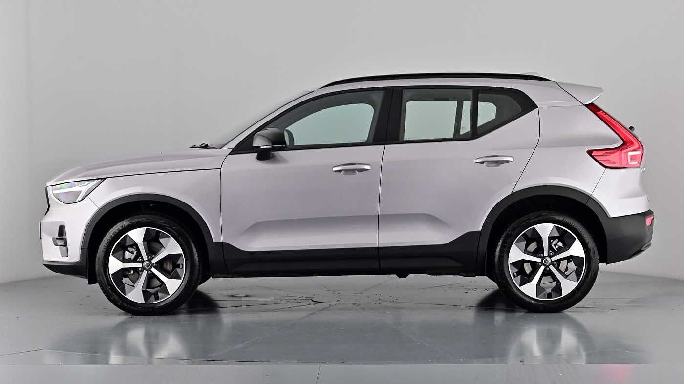 Used Volvo XC40 2025 for sale - 76780329: Photo 8