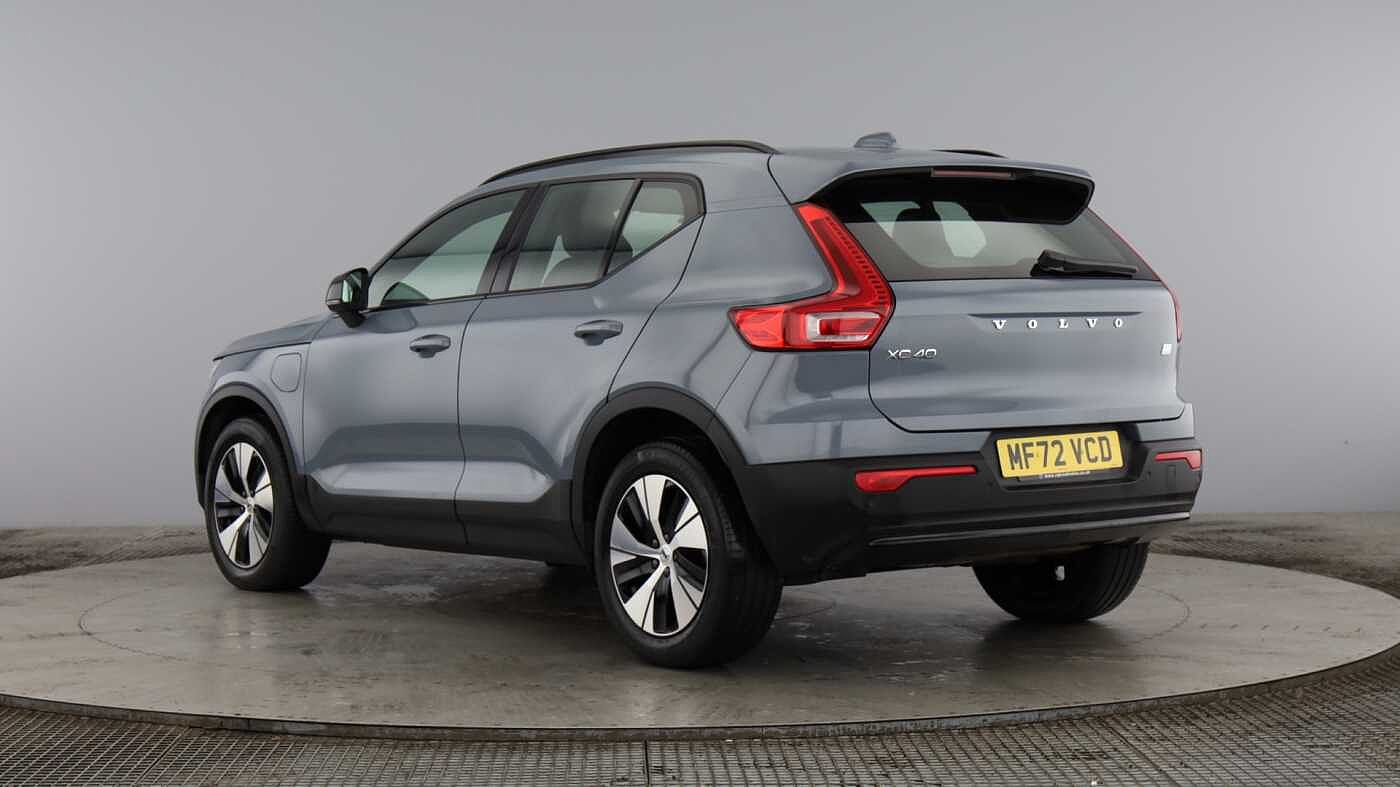 Used Volvo XC40 2022 for sale - 77210248: Photo 2