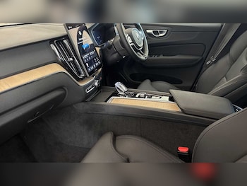 Used Volvo XC60 2025 for sale - 78670411: Photo