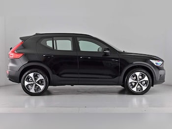 Used Volvo XC40 2026 for sale - 79445999: Photo