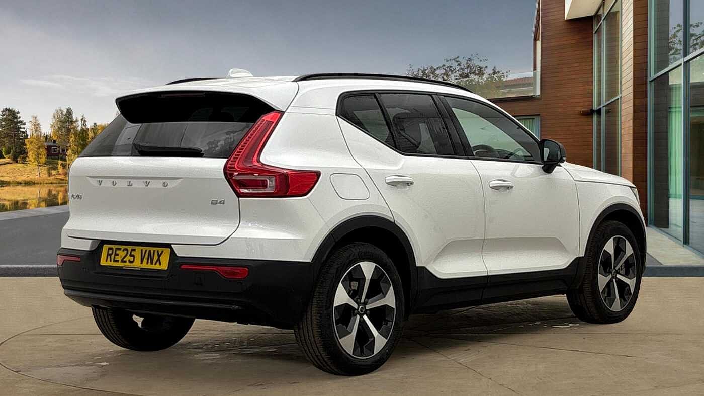 Used Volvo XC40 2025 for sale - 76507565: Photo 3