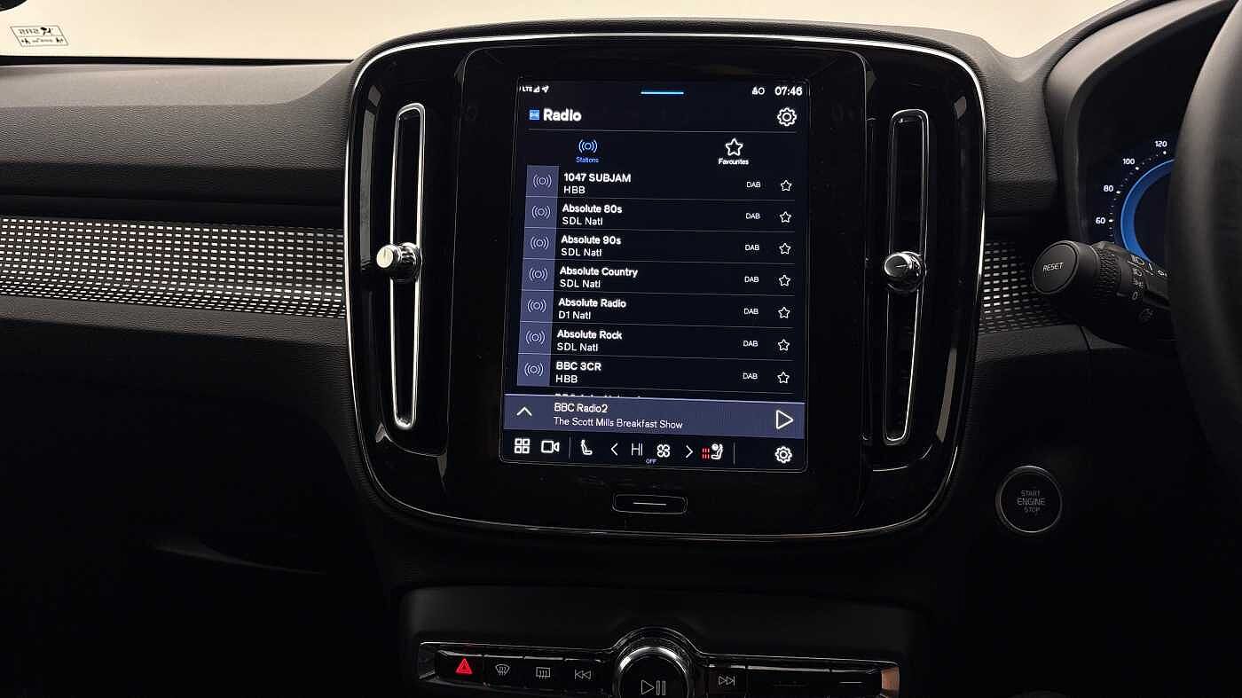 Used Volvo XC40 2025 for sale - 76507565: Photo 34