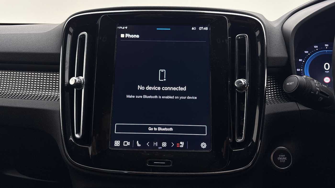 Used Volvo XC40 2025 for sale - 76507565: Photo 35