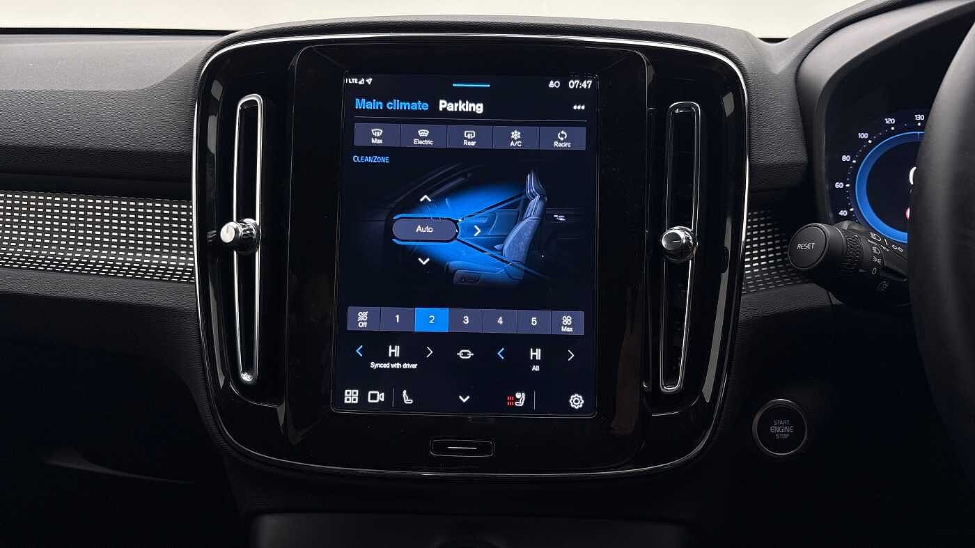 Used Volvo XC40 2025 for sale - 76507565: Photo 36