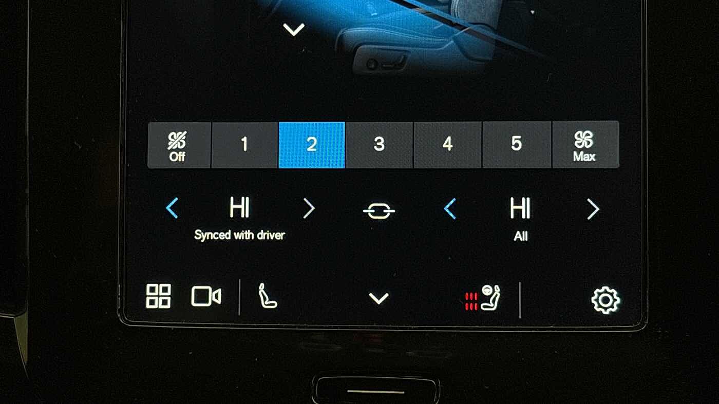 Used Volvo XC40 2025 for sale - 76507565: Photo 37