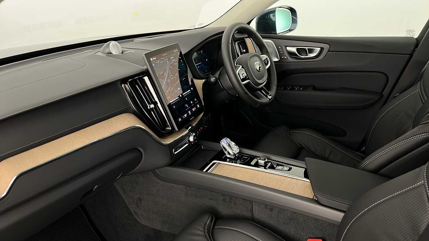 Used Volvo XC60 2025 for sale - 76738105: Photo 10