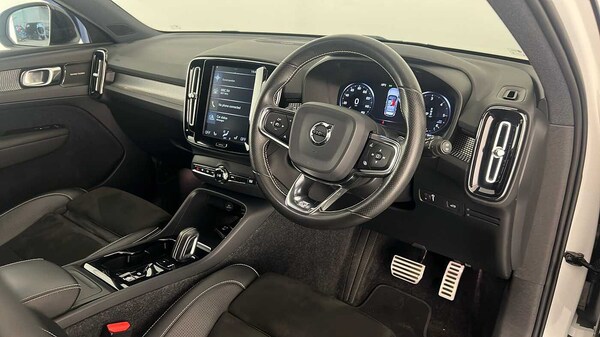 Used Volvo XC40 2018 for sale - 76208727: Photo 13
