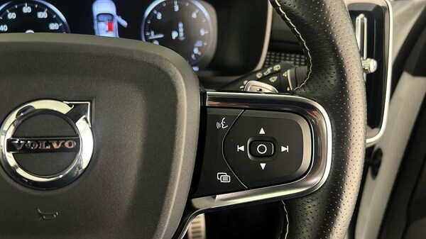 Used Volvo XC40 2018 for sale - 76208727: Photo 18