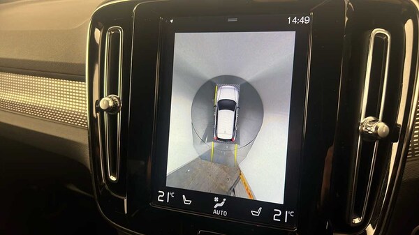 Used Volvo XC40 2018 for sale - 76208727: Photo 26