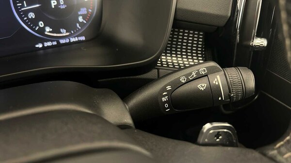 Used Volvo XC40 2018 for sale - 76208727: Photo 28