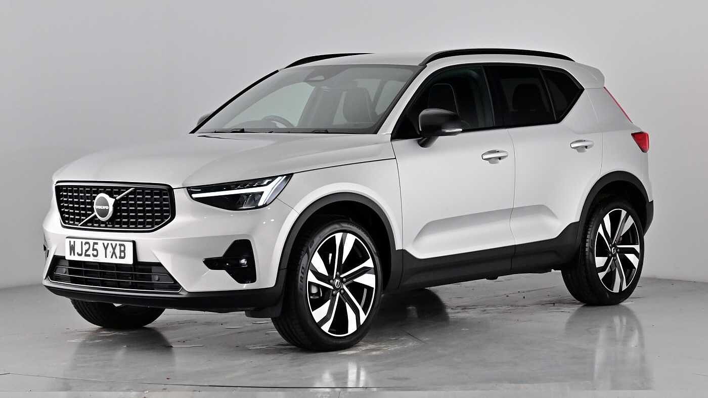 Used Volvo XC40 2025 for sale - 76097995: Photo 4