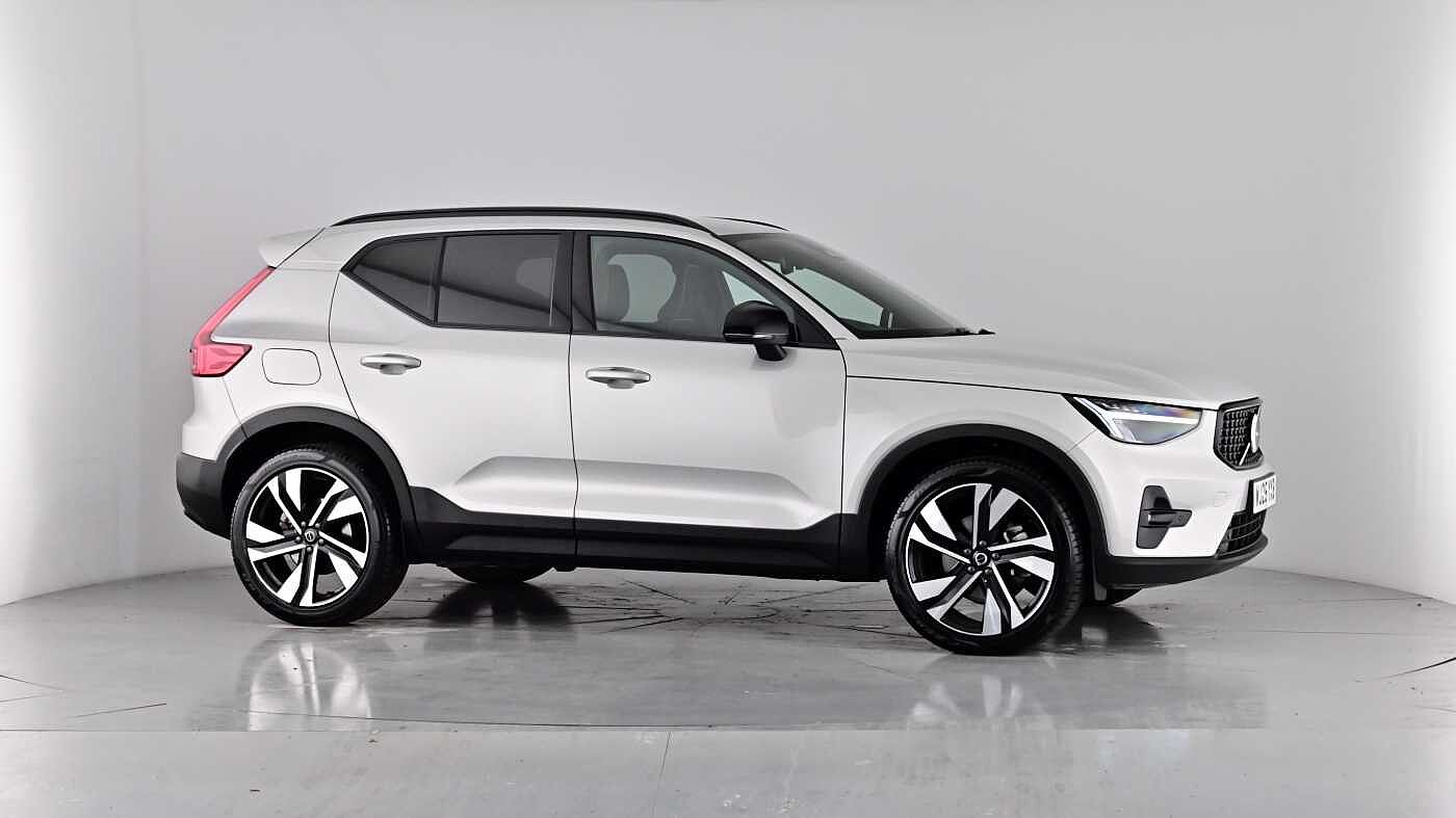 Used Volvo XC40 2025 for sale - 76097995: Photo 43