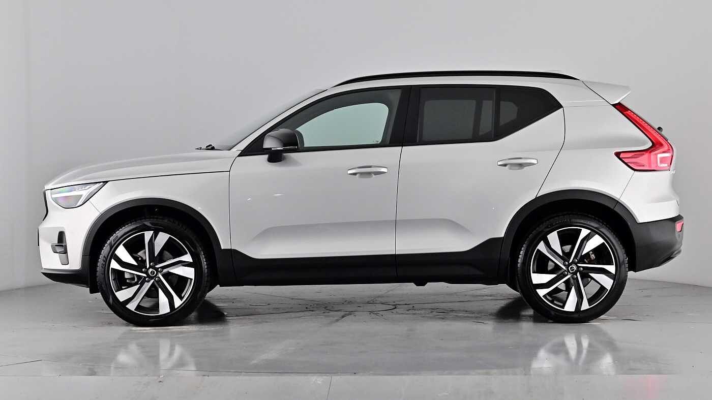 Used Volvo XC40 2025 for sale - 76097995: Photo 8